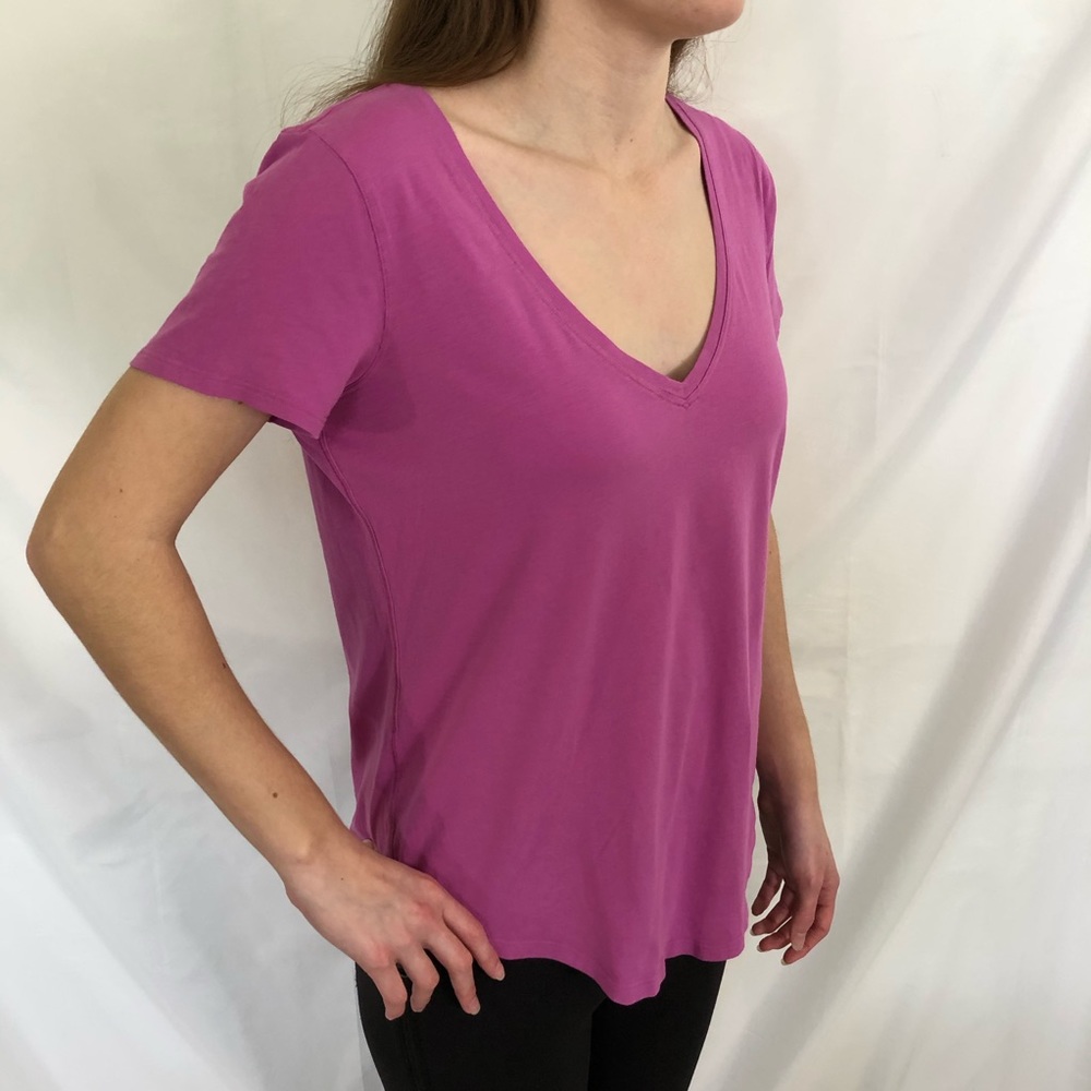 Lululemon Love Tee size 8/10 Purple/Pink Top - Picture 3 of 5